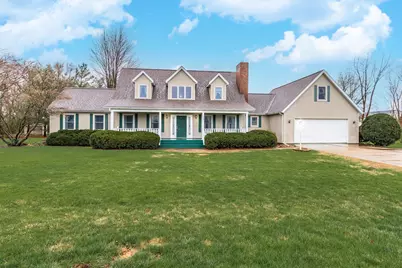 1402 E Indiana Avenue, Pontiac, IL 61764 - Photo 1