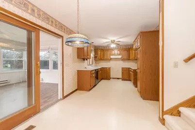 1402 E Indiana Avenue, Pontiac, IL 61764 - Photo 12