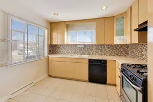 4908 Carol St, Skokie, IL 60077 - Photo 6