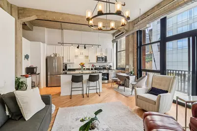 210 S Desplaines Street #304, Chicago, IL 60661 - Photo 4