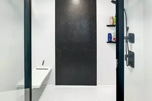 817 W Empire St, Freeport, IL 61032 - Photo 14