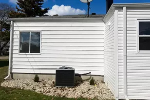 3032 Gladstone Ave, Rockford, IL 61101 - Photo 4