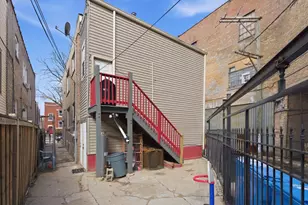 1025 N Trumbull Ave, Chicago, IL 60651 - Photo 40