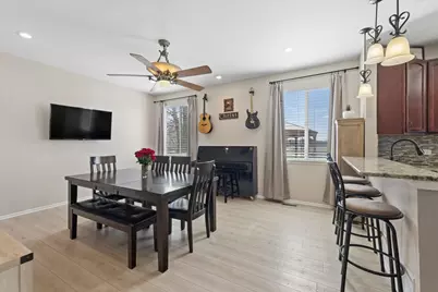 2883 McMurtrie Court, Yorkville, IL 60560 - Photo 8