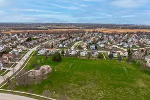 1398 Newcastle Ct, Bartlett, IL 60103 - Photo 32