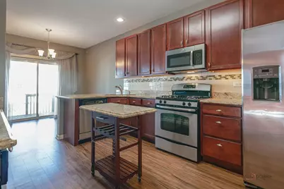 532 S Jade Lane, Round Lake, IL 60073 - Photo 6