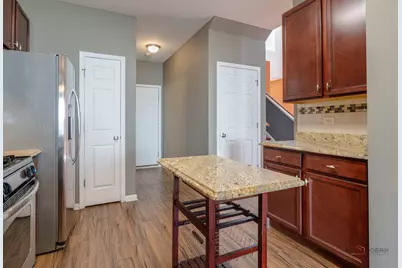 532 S Jade Lane, Round Lake, IL 60073 - Photo 8