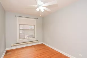 3265 W Wrightwood Ave, Chicago, IL 60647 - Photo 8