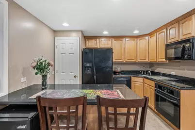 654 Easton Lane, Elk Grove Village, IL 60007 - Photo 20