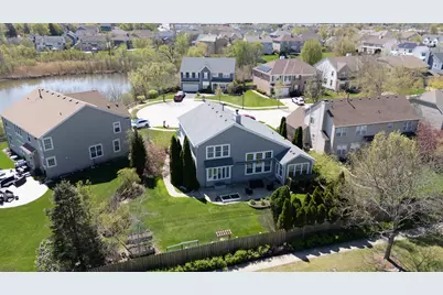 654 Easton Lane, Elk Grove Village, IL 60007 - Photo 32