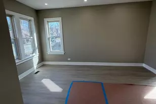 10426 S Calhoun Ave, Chicago, IL 60617 - Photo 14