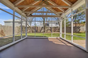 330 Indian Ridge Trail, Wauconda, IL 60084 - Photo 26