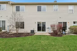 412 Jamestown Ct, Aurora, IL 60502 - Photo 26