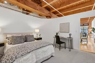 360 W Illinois St, Chicago, IL 60654 - Photo 16