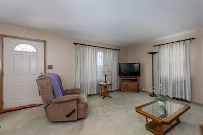 1015 S Park Street, Streator, IL 61364 - Photo 2