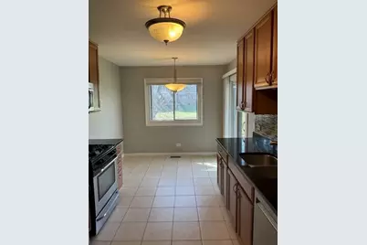 [Address not provided], Schaumburg, IL 60193 - Photo 6