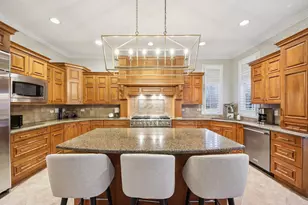 1135 N Main St, Naperville, IL 60563 - Photo 12