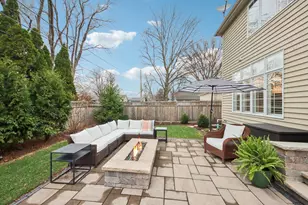 1135 N Main St, Naperville, IL 60563 - Photo 44