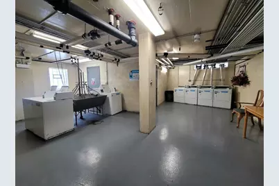 7333 N Ridge Boulevard #411, Chicago, IL 60645 - Photo 2