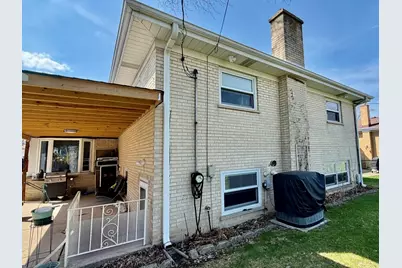 1895 Birch Street, Des Plaines, IL 60018 - Photo 4