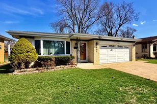 1895 Birch St, Des Plaines, IL 60018 - Photo 1