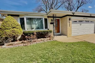 1895 Birch St, Des Plaines, IL 60018 - Photo 2