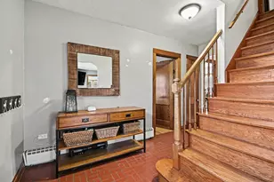8901 Elm Ave, Burr Ridge, IL 60527 - Photo 4
