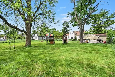 8901 Elm Avenue, Burr Ridge, IL 60527 - Photo 22