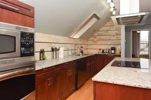 949 N Winchester Ave, Chicago, IL 60622 - Photo 2