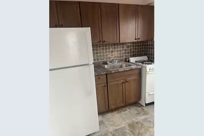 2620 W Berwyn Avenue #503, Chicago, IL 60625 - Photo 2