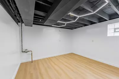 9220 S Avers Avenue, Evergreen Park, IL 60805 - Photo 24