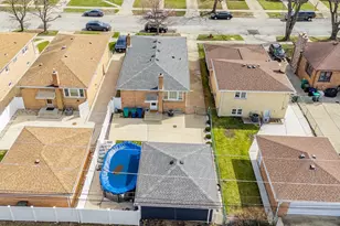 9220 S Avers Ave, Evergreen Park, IL 60805 - Photo 40