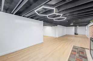 9220 S Avers Ave, Evergreen Park, IL 60805 - Photo 32