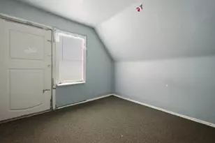 15644 Emerald Ave, Harvey, IL 60426 - Photo 14