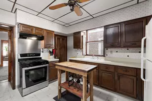 [Address not provided], Chicago, IL 60630 - Photo 4