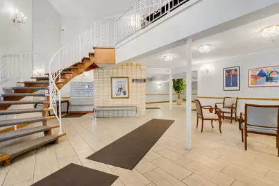 9820 S Pulaski Road #315, Oak Lawn, IL 60453 - Photo 2