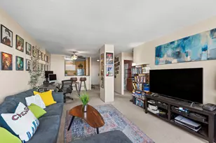 5320 N Sheridan Rd, Chicago, IL 60640 - Photo 6