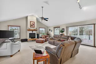 2388 Indian Grass Rd, Morris, IL 60450 - Photo 12