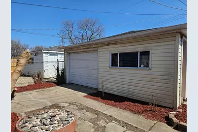 10211 S Peoria Street, Chicago, IL 60643 - Photo 12