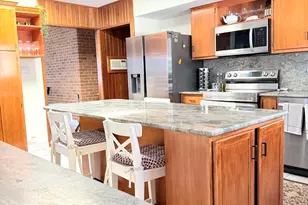 5010 Woodrow Ave, McHenry, IL 60051 - Photo 4