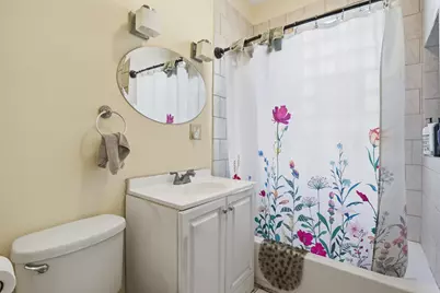 7223 S Coles Avenue, Chicago, IL 60649 - Photo 18