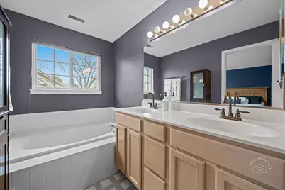 1346 Spencer Lane #1346, Batavia, IL 60510 - Photo 16