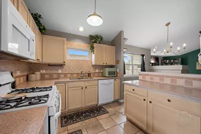 1346 Spencer Lane #1346, Batavia, IL 60510 - Photo 6