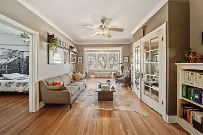 340 S Kenilworth Avenue #3, Oak Park, IL 60302 - Photo 2