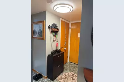 100 Deborah Lane #A19, Wheeling, IL 60090 - Photo 2