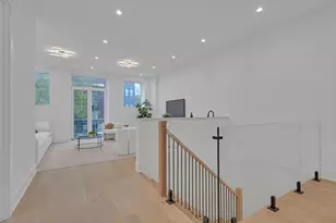 505 W Elm St, Chicago, IL 60610 - Photo 2