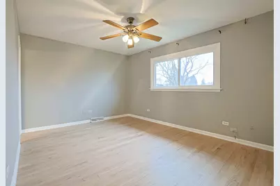 18W194 Claremont Drive, Darien, IL 60561 - Photo 24