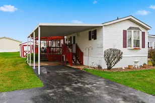 52 Partridge Ln, Beecher, IL 60401 - Photo 2