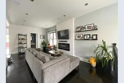 6236 W Cuyler Avenue, Chicago, IL 60634 - Photo 4