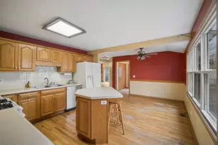 3717 Oriole Ln, Rolling Meadows, IL 60008 - Photo 10